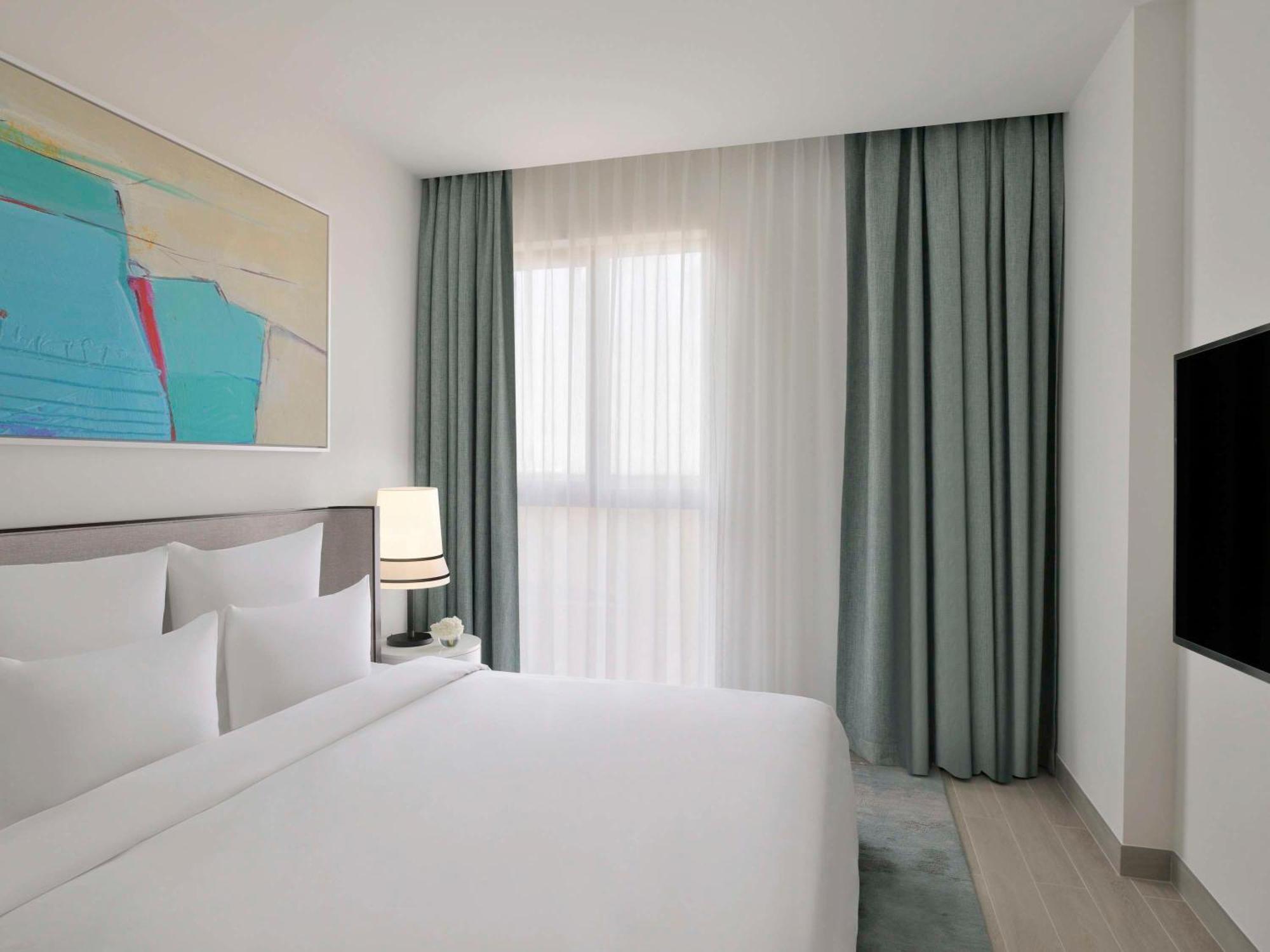 Moevenpick Hotel & Apartments Ghala Maskat Zewnętrze zdjęcie A bedroom at the hotel